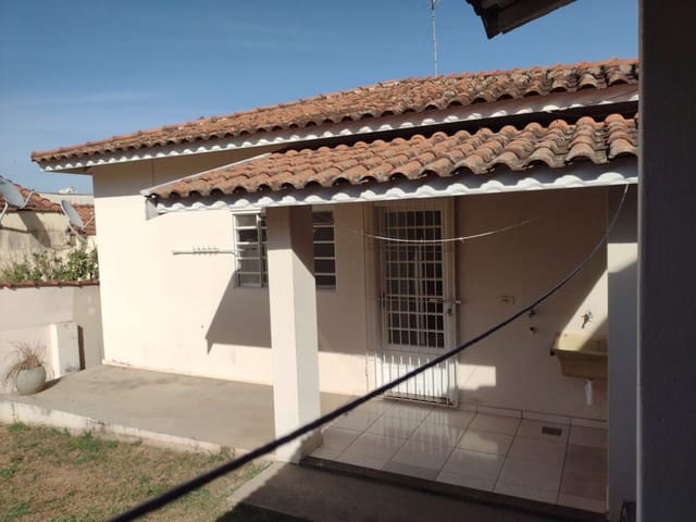 Casa com 286m² 2 quartos e 2 banheiros, à venda, no bairro São Lázaro em São João da Boa Vista