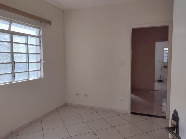 Casa com 286m² 2 quartos e 2 banheiros, à venda, no bairro São Lázaro em São João da Boa Vista