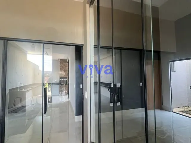 Casa com 165m² 3 quartos e 2 banheiros, à venda, no bairro Residencial Solar Central Park em Aparecida de Goiânia