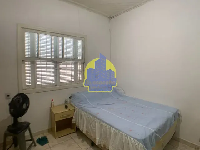 Casa com 280m² 3 quartos e 2 banheiros, à venda, no bairro Vila Osasco em Osasco