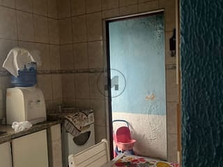 Foto do Casa-Casa com 4 dormitórios à venda, 190 m² por R$ 320,00 - Vila Brasil - Guaratinguetá/SP