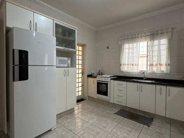 Casa com 150m² 2 quartos e 1 banheiro, à venda, no bairro Parque Nova Carioba em Americana