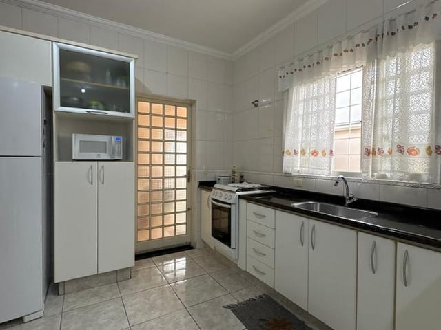Casa com 150m² 2 quartos e 1 banheiro, à venda, no bairro Parque Nova Carioba em Americana