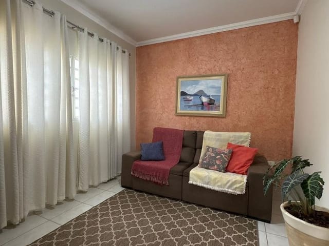 Casa com 150m² 2 quartos e 1 banheiro, à venda, no bairro Parque Nova Carioba em Americana