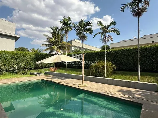 Casa com 1514m² 5 quartos e 6 banheiros, à venda, no bairro Residencial Aldeia do Vale em Goiânia