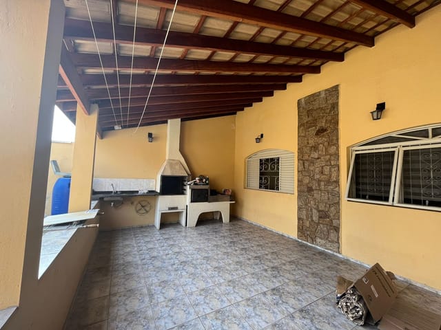 Casa com 250m² 3 quartos e 2 banheiros, à venda, no bairro Jardim Lisa em Campinas