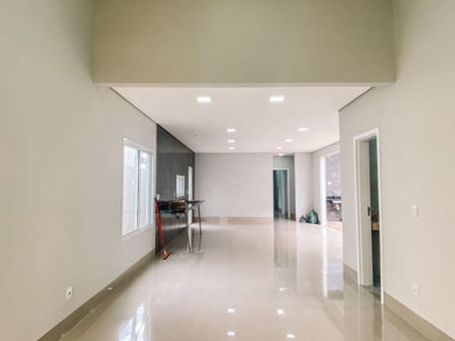 Casa com 180m² 3 quartos e 4 banheiros, à venda, no bairro Condomínio Belvedere em Cuiabá
