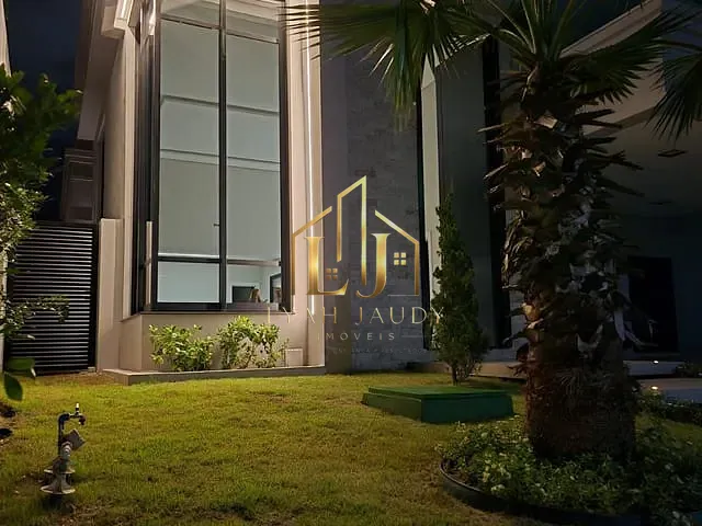 Casa com 430m² 3 quartos e 3 banheiros, à venda, no bairro Parque Amperco em Cuiabá