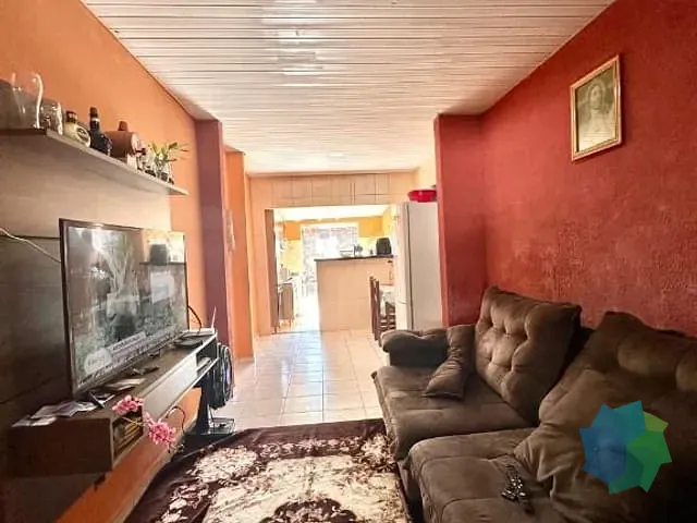 Casa com 120m² 2 quartos e 1 banheiro, à venda, no bairro Jardim Santa Efigênia em Salto