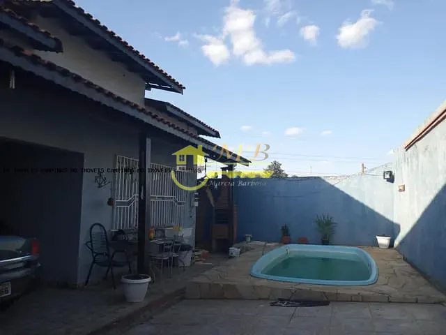 Casa com 360m² 3 quartos e 2 banheiros, à venda, no bairro Vila Aeroporto em Campinas