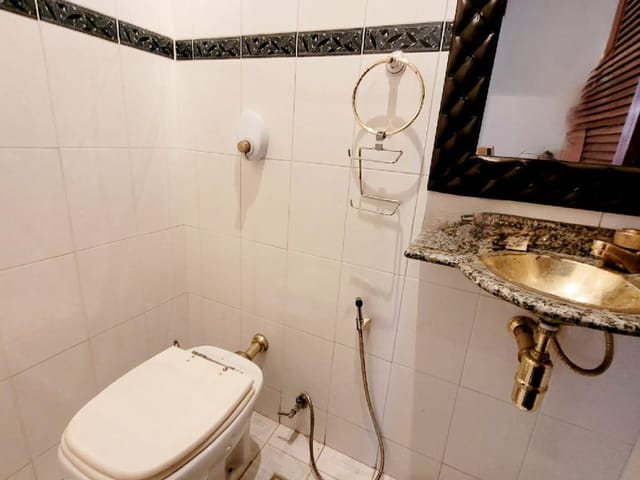 Casa com 250m² 3 quartos e 4 banheiros, à venda, no bairro Vila Valqueire em Rio de Janeiro