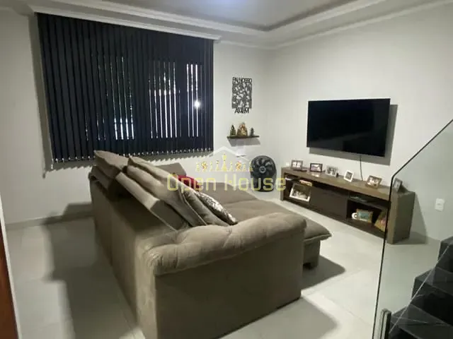 Casa 3 quartos e 3 banheiros, à venda, no bairro Sam Remo em Volta Redonda