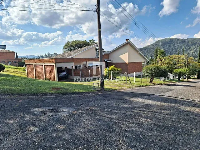 Casa com 1670m² 3 quartos e 6 banheiros, para alugar, no bairro Condomínio Jardim das Palmeiras em Bragança Paulista