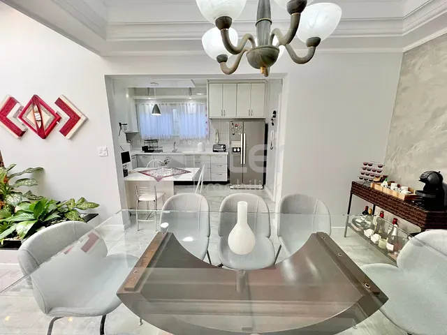 Casa 3 quartos e 5 banheiros, à venda, no bairro Vila Irmaos Arnoni em São Paulo