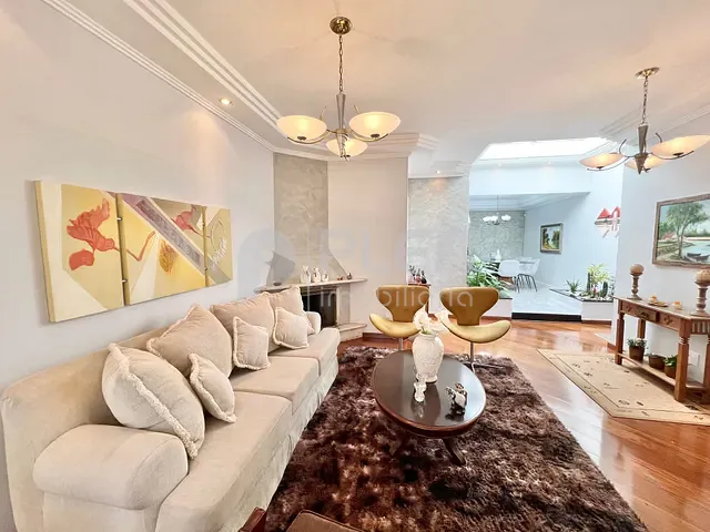 Casa 3 quartos e 5 banheiros, à venda, no bairro Vila Irmaos Arnoni em São Paulo
