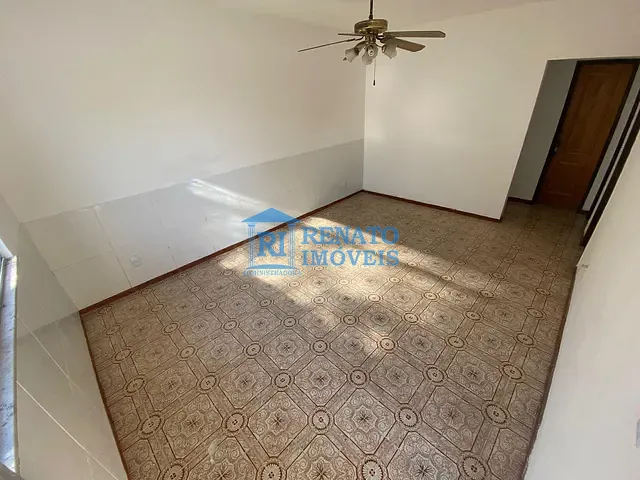 Casa 2 quartos e 1 banheiro, para alugar, no bairro Flamengo em Maricá