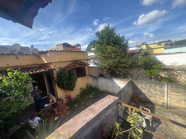 Casa 6 quartos e 2 banheiros, à venda, no bairro Minaslândia (P Maio) em Belo Horizonte