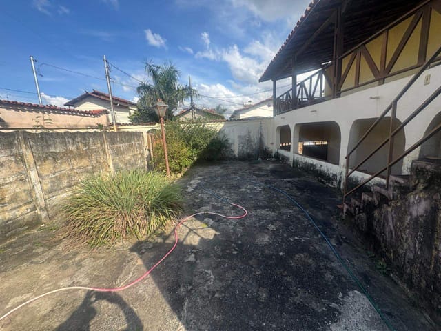 Casa 6 quartos e 2 banheiros, à venda, no bairro Minaslândia (P Maio) em Belo Horizonte