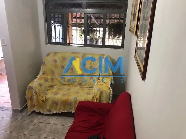 Casa com 250m² 4 quartos e 2 banheiros, à venda, no bairro Vila Sete De Setembro em Jaguariúna