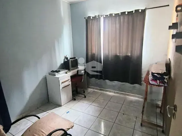 Casa com 97m² 2 quartos e 1 banheiro, à venda, no bairro Jardim do Lago em Rolândia