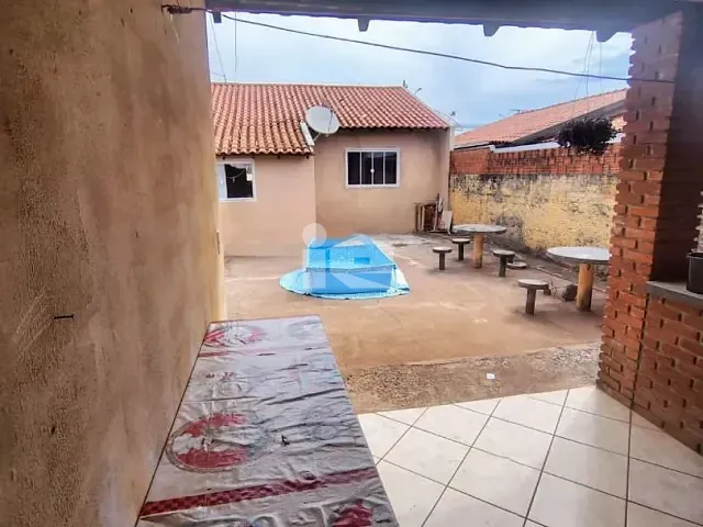 Casa com 97m² 2 quartos e 1 banheiro, à venda, no bairro Jardim do Lago em Rolândia