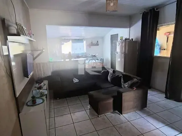 Casa com 97m² 2 quartos e 1 banheiro, à venda, no bairro Jardim do Lago em Rolândia