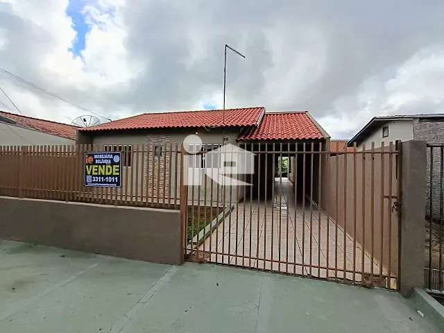 Casa com 97m² 2 quartos e 1 banheiro, à venda, no bairro Jardim do Lago em Rolândia