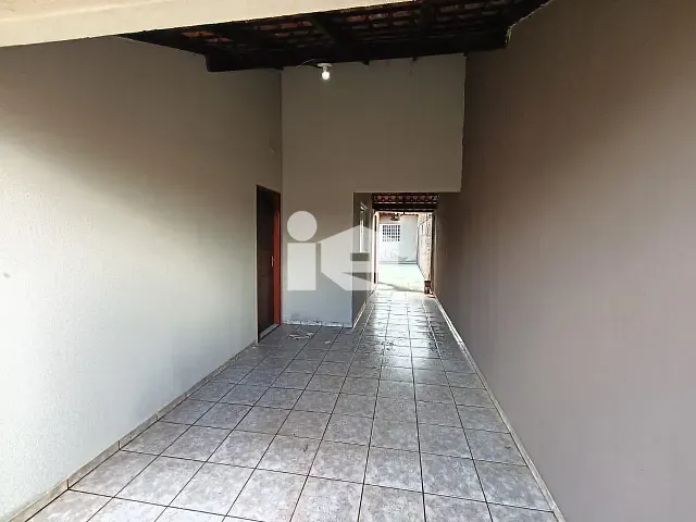 Casa com 97m² 2 quartos e 1 banheiro, à venda, no bairro Jardim do Lago em Rolândia