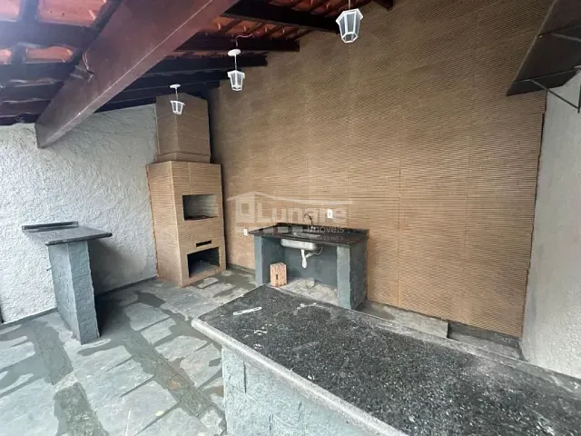Casa com 175m² 3 quartos e 2 banheiros, à venda, no bairro Vila Suissa em Mogi das Cruzes