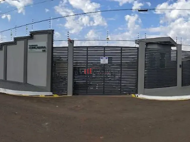 Casa 3 quartos e 2 banheiros, à venda, no bairro Conjunto Habitacional Santiago II em Londrina