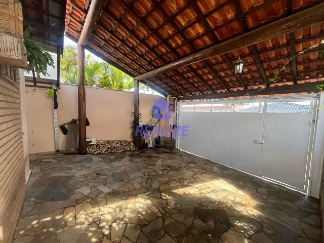 Casa com 165m² 2 quartos e 1 banheiro, à venda, no bairro Jardim Itamaraty em Botucatu