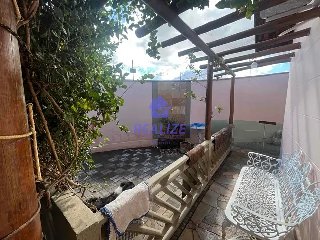 Casa com 165m² 2 quartos e 1 banheiro, à venda, no bairro Jardim Itamaraty em Botucatu
