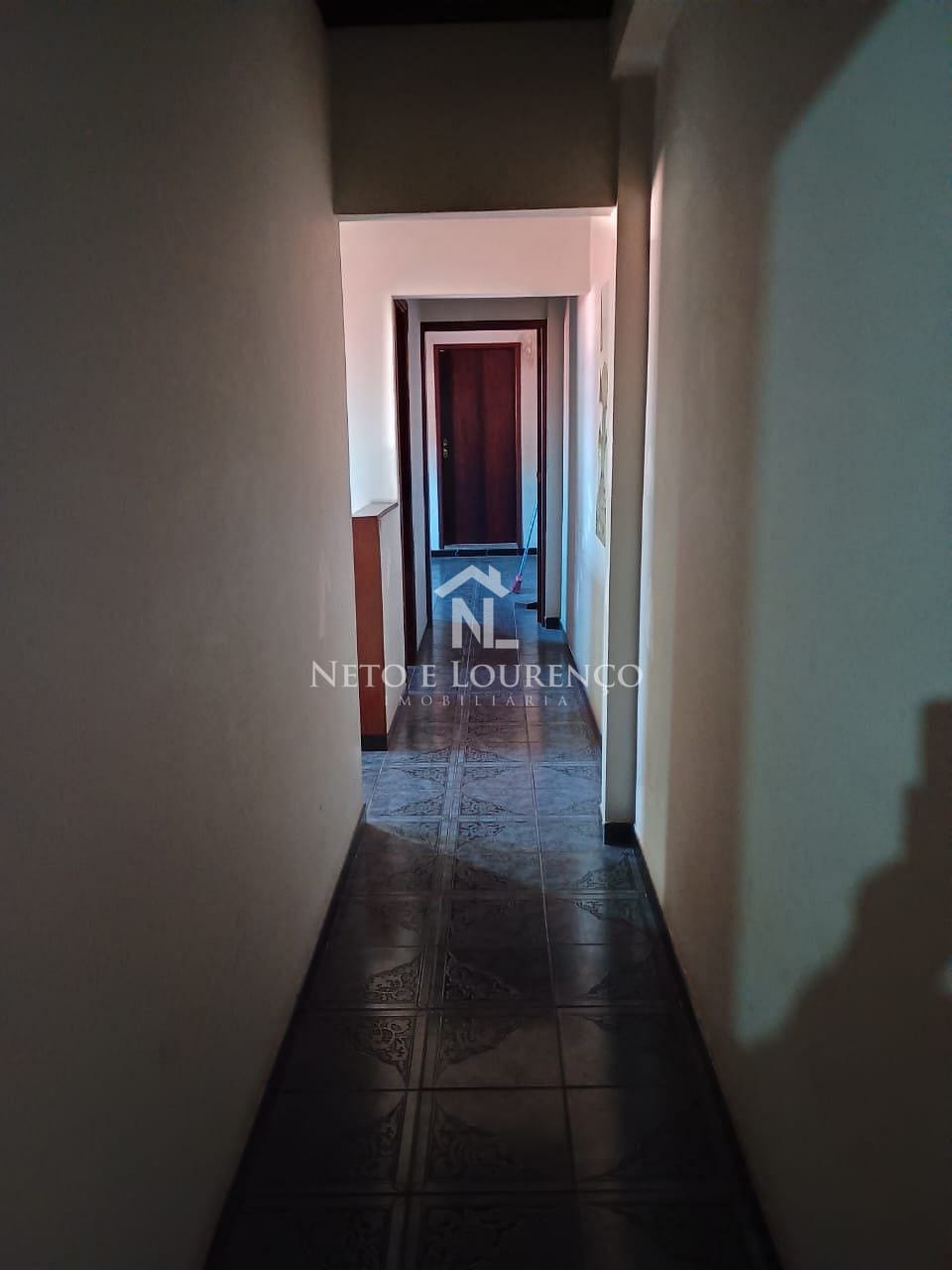 Casa à venda com 3 quartos, 230m² - Foto 10