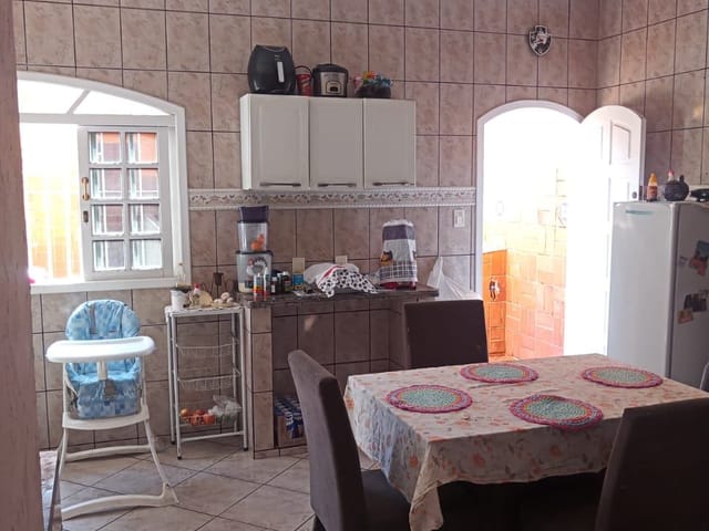 Foto do Casa - Vendo Casa Espaçosa  com 04 Quartos, 01 Suíte e Piscina no Jardim Vila Rica, Tiradentes, em Volta Redonda - Conforto e Lazer para Sua Família | OPEN HOUSE REAL ESTATE IMÓVEIS LTDA