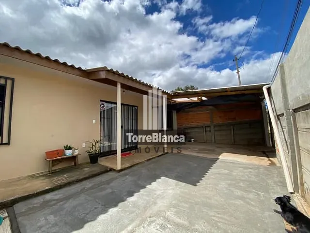 Casa com 462m² 2 quartos e 1 banheiro, à venda, no bairro Uvaranas em Ponta Grossa