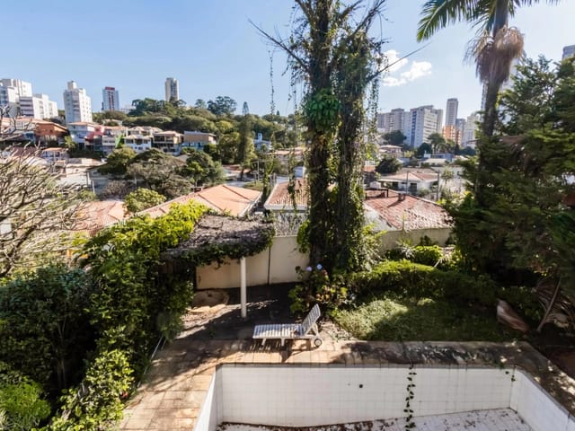 Casa com 540m² 6 quartos e 5 banheiros, à venda, no bairro Pinheiros em São Paulo
