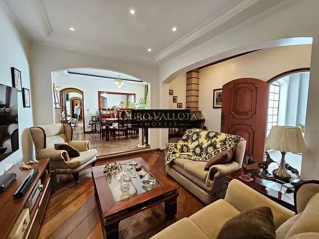 Casa com 375m² 3 quartos e 3 banheiros, à venda, no bairro Mirandópolis em São Paulo