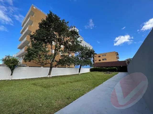 Casa com 675m² 2 quartos e 2 banheiros, à venda, no bairro Caiçara em Praia Grande