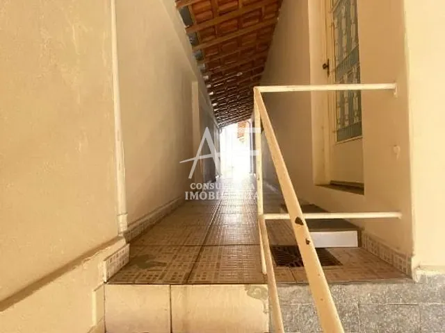 Casa com 12m² 2 quartos e 2 banheiros, à venda, no bairro Jardim Sandra Maria em Taubaté
