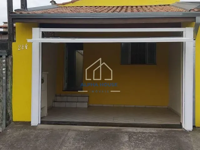 Casa 2 quartos e 2 banheiros, à venda, no bairro Residencial e Comercial Cidade Jardim em Pindamonhangaba