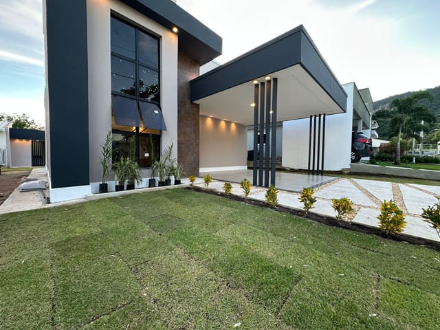 Casa com 360m² 3 quartos e 3 banheiros, à venda, no bairro São José do Imbassaí em Maricá