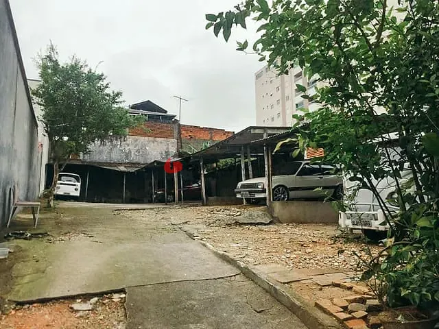 Casa com 500m² 2 quartos e 2 banheiros, à venda, no bairro Santa Maria em São Caetano do Sul