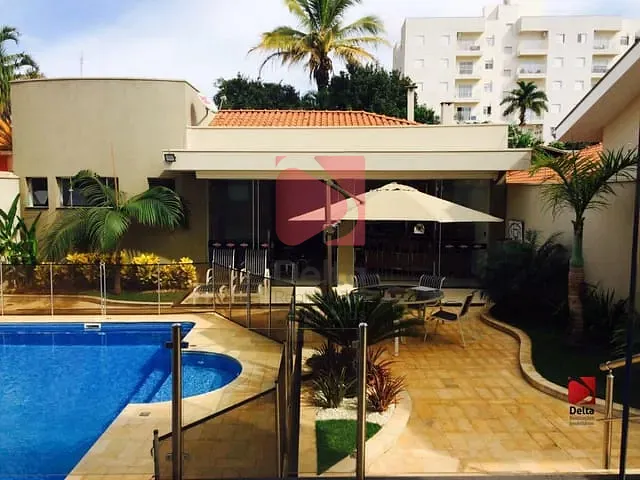 Casa com 444m² 3 quartos e 4 banheiros, à venda, no bairro Rosário em Pirassununga