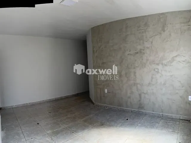 Casa com 200m² 2 quartos e 2 banheiros, à venda, no bairro Nova Olinda em Aparecida de Goiânia