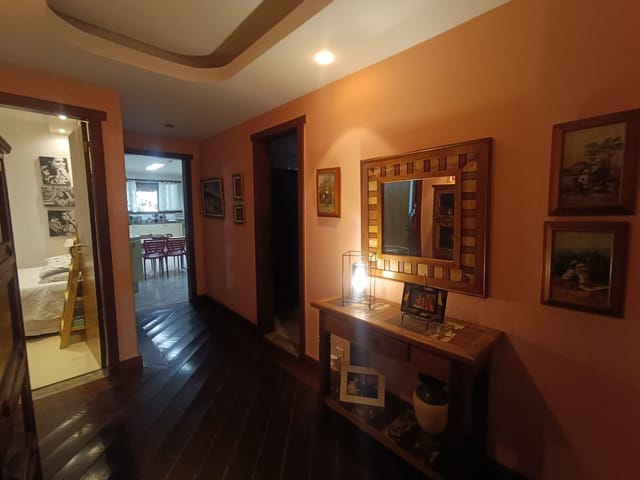 Casa 3 quartos e 3 banheiros, à venda, no bairro Vila Valqueire em Rio de Janeiro