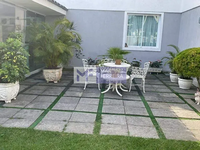 Casa 5 quartos e 5 banheiros, à venda, no bairro Barra da Tijuca em Rio de Janeiro