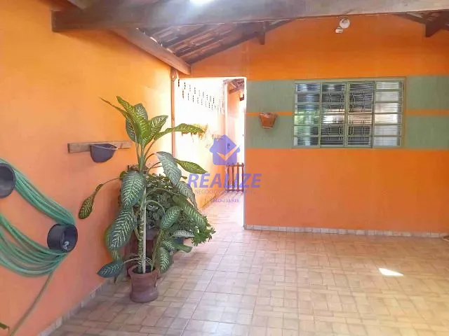 Casa com 125m² 2 quartos e 1 banheiro, à venda, no bairro Jardim Monte Mor em Botucatu