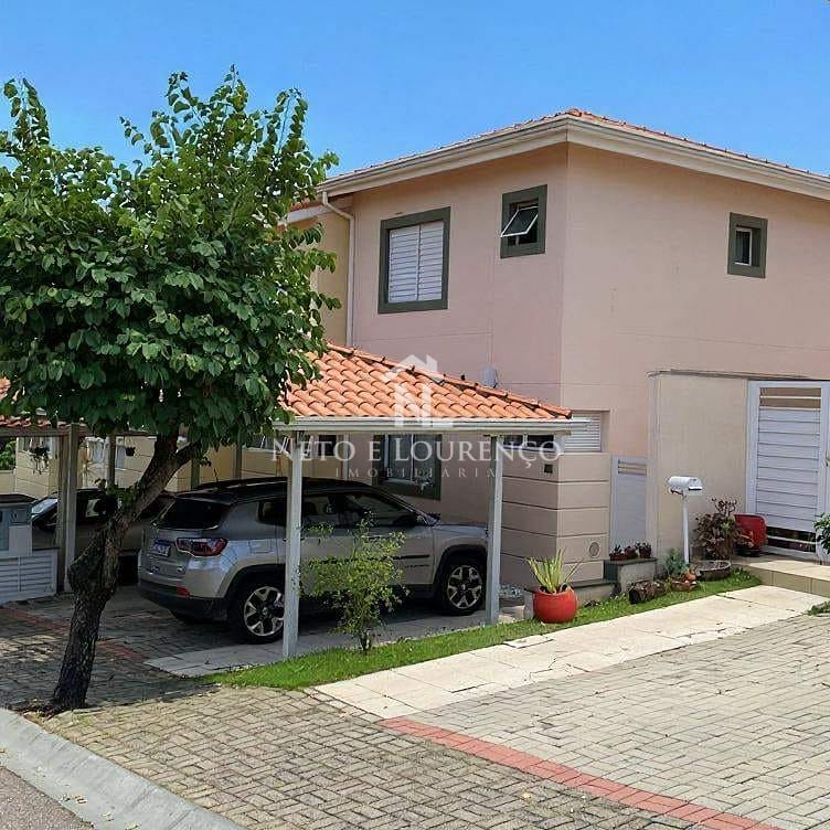 Casa à venda com 3 quartos, 110m² - Foto 1