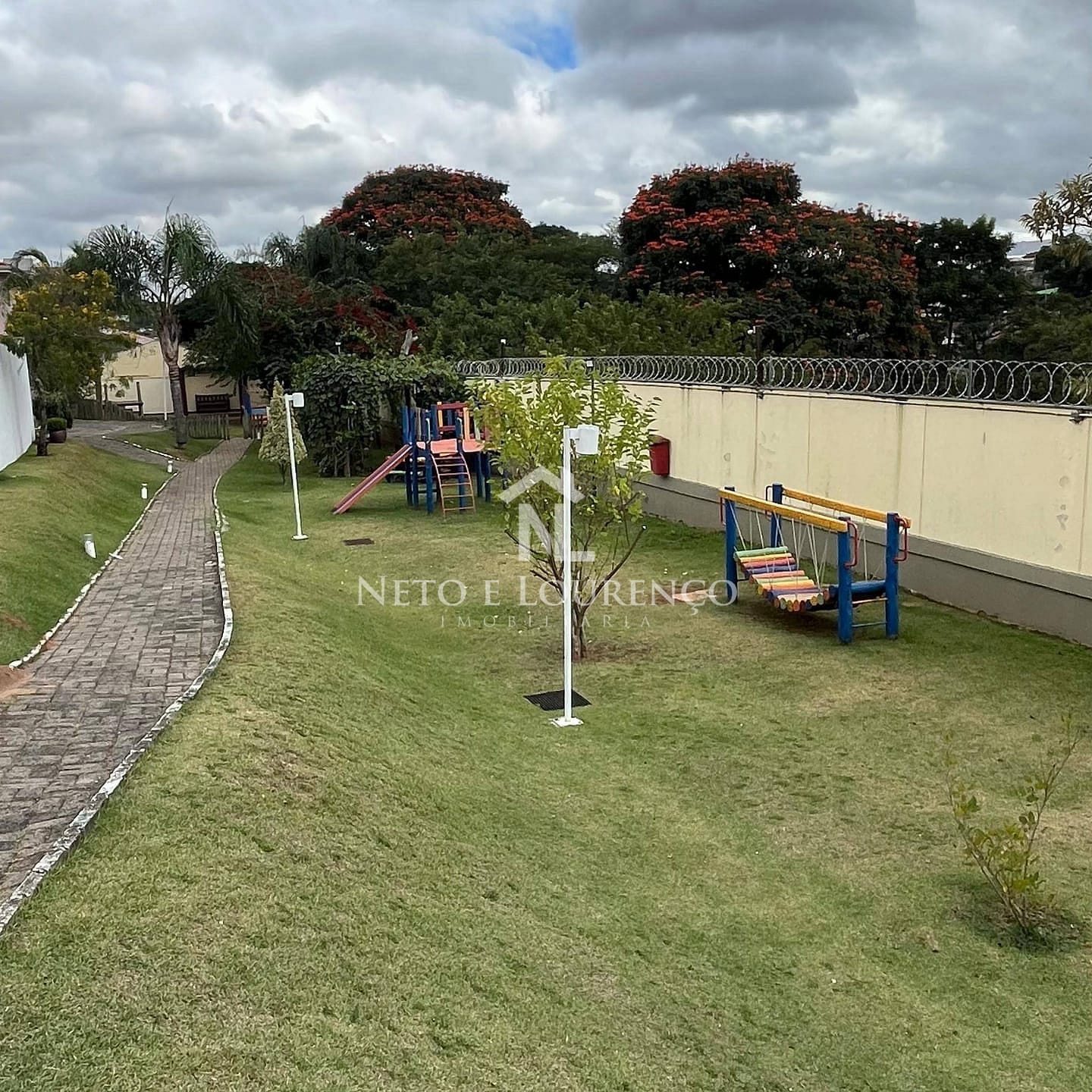 Casa à venda com 3 quartos, 110m² - Foto 43