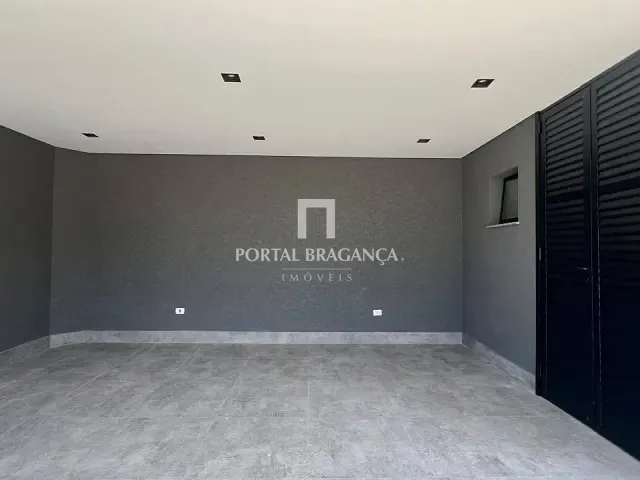 Casa com 465m² 3 quartos e 5 banheiros, à venda, no bairro Condomínio Residencial Euroville II em Bragança Paulista